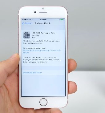 Apple právě vydal iOS 9.3.3 Beta 5 pro vývojáře a veřejné testery