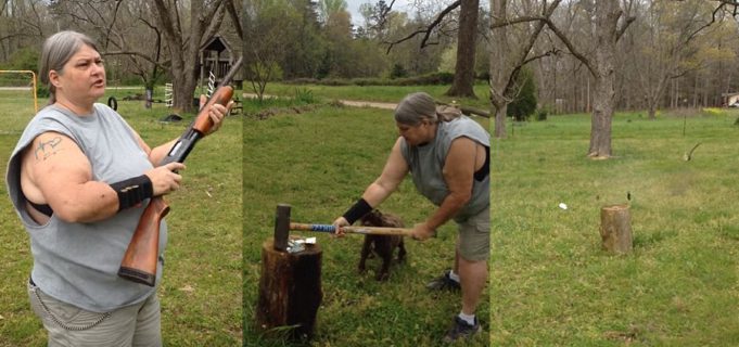 Matka ve videu vzala brokovnici a rozstřílela iPhony svých dětí