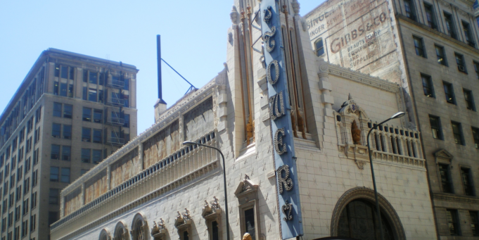 Apple otevře nový obchod v historické Tower Theatre v Los Angeles!