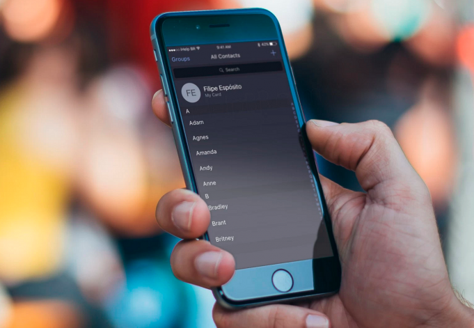 iOS 11 obsahuje „Dark mode“