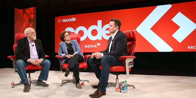 Tesla najala dalšího vysoce postaveného zaměstnance Applu