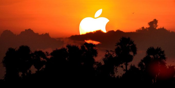 Noční režim z iOS se možná objeví i u Maců, Apple Watch a CarPlay