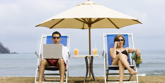 Facebook uživatelé budou moci brzy v aplikaci hledat práci