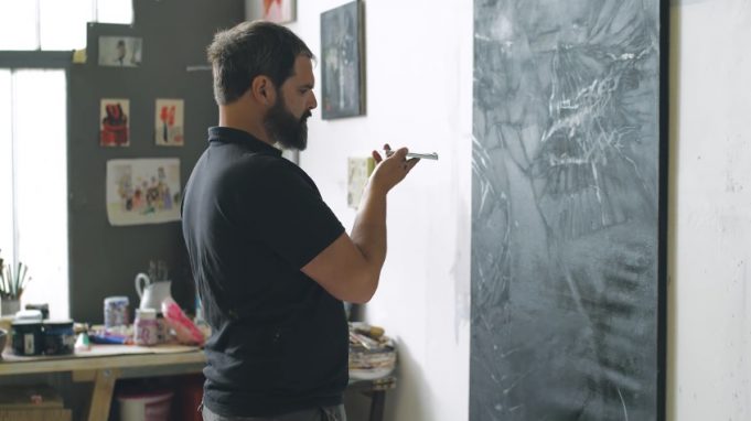 Rupturalismus – umělecký směr dnešní doby, který by bez iPhonů nebyl