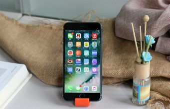 Únik reklamních fotografií iPhonu 7 Plus ve zcela nové barvě