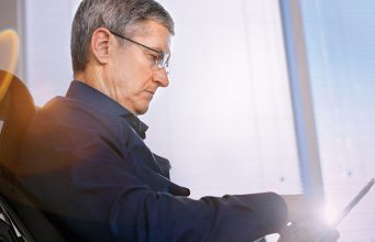 V rozhovoru Edie Cue a Tim Cook vysvětlují proč vypustili veřejnou betu iOS