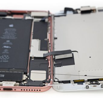 Rozebrání iPhonu 7 Plus odhalilo větší a lepší baterii