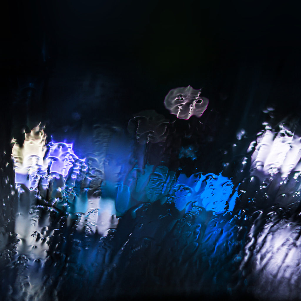 papers-co-mt25-raining-window-bokeh-blue-light-40-wallpaper-1024x1024