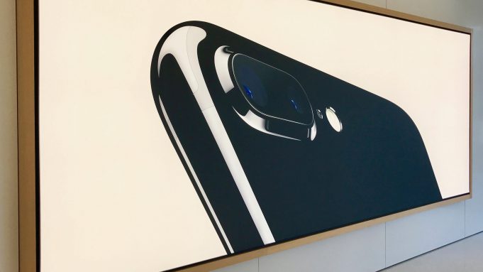 iPhone 7 se začne od 4. listopadu prodávat v dalších zemích