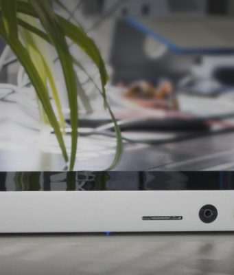 Thunderbolt 3 dock, 13 portov cez jeden kábel