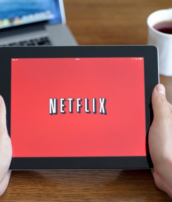 Uživatelé Netflix mohou nyní sledovat 30sekundové ukázky zobrazené vertikálně