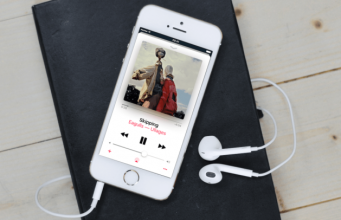 Přeskakují vám náhodně skladby v Apple Music? Nejste sami!