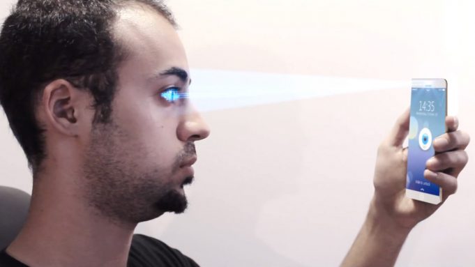 Letošní iPhone 8 bude disponovat funkcí rozpoznávání duhovky