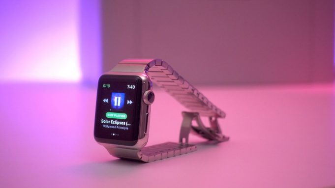 Spotty přináší offline přehrávání Spotify na Apple Watch