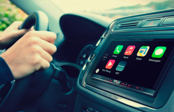 Mazda nasadí Apple CarPlay i do starších vozů