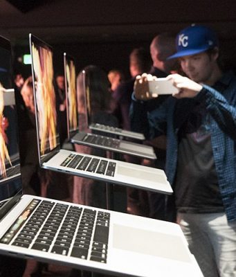 Apple začal prodávat repasované MacBooky Pro bez Touch Baru