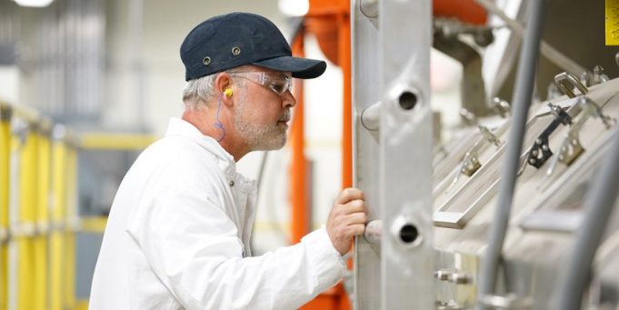 Apple investoval do společnosti, která vyrábí Gorilla Glass