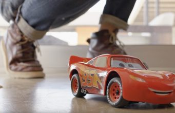 Sphero představilo auto z filmu Auta ovládané iPhonem