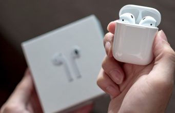Jak dostat Apple Airpods bez čekací lhůty po dobu 6 týdnů