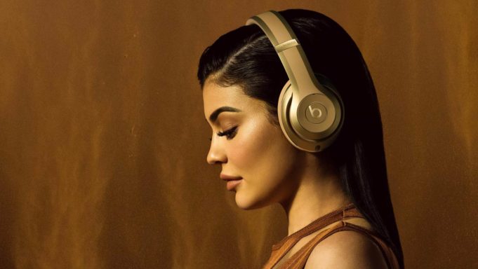 Apple vydal nové sluchátka Beats Studio 3 s čipem W1