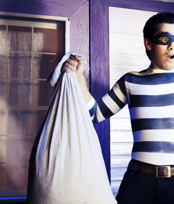 Po krádeži v Apple Store v Kalifornii byli chyceni a zadrženi tři podezřelí