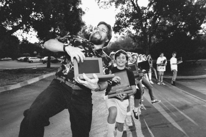 Spoluzakladatel Applu Steve Wozniak se dává již podruhé na dráhu učitele