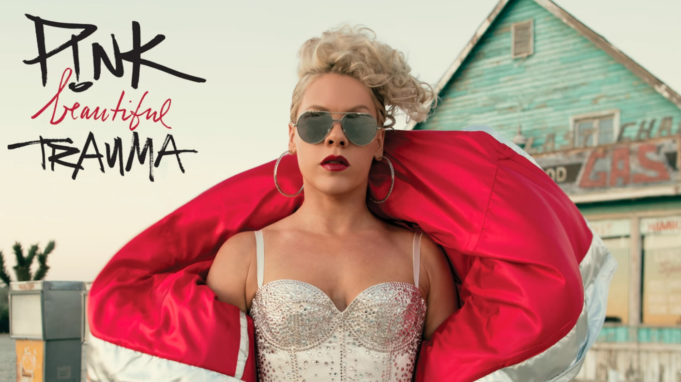Pink ukázala krátký film v Apple Music s plánovaným albem