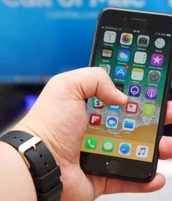 Dostali jste na vánoce iPhone? Tenhle návod vám pomůže nastavit váš nový telefon!