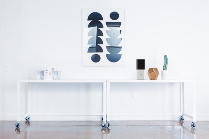 CES 2018 – Abode oznámil domovskou bezpečnostní kameru kompatibilní s HomeKit