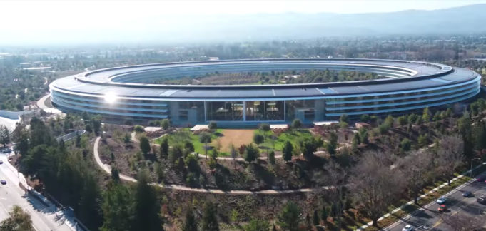 Apple Park je nyní oficiální firemní adresa společnosti Apple