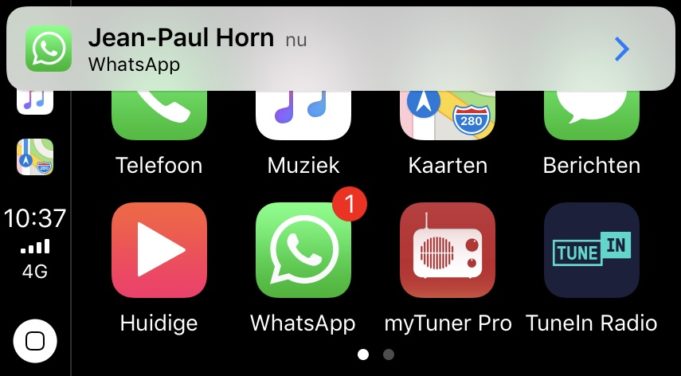WhatsApp Messenger nyní oficiálně podporuje Apple CarPlay