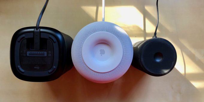 Sonos One má stejný problém s fleky na dřevě jako HomePod