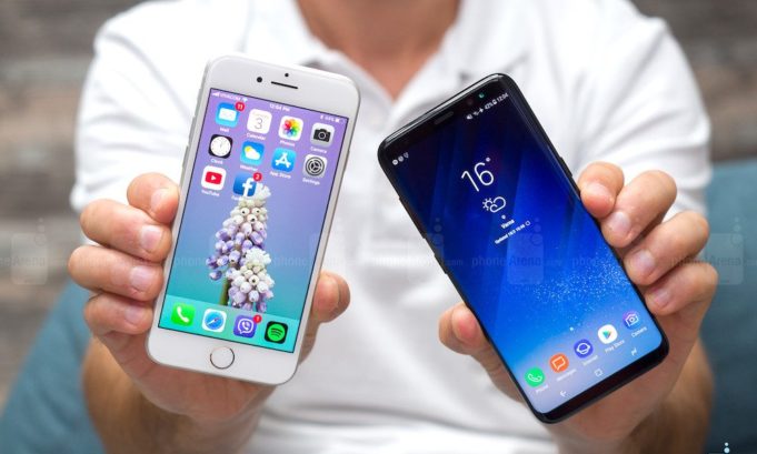 iPhone a Android Smartphony dosahují vrcholu s odhadovaným tržním podílem 99,9%