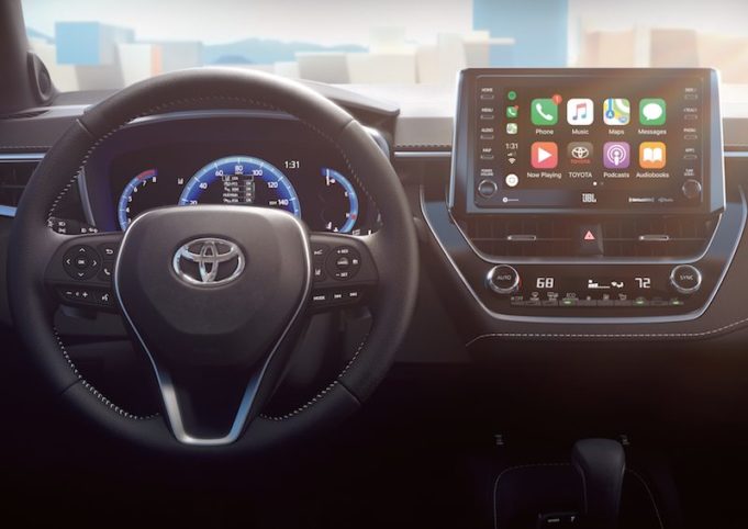 Toyota představí Corolla Hatchback – vozidlo, které bude podporovat CarPlay