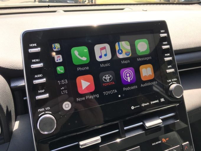 Mercedes-Benz bude jako první podporovat bezdrátový CarPlay