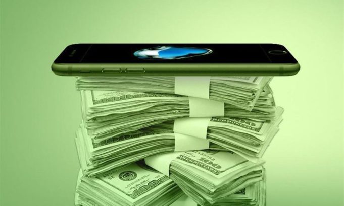 Apple vrátil akcionářům 100 miliard dolarů