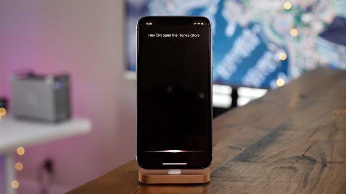 Proč Apple zvolil k aktivaci pokynů Siri frázi „Hey Siri“ a co dalšího chystá?