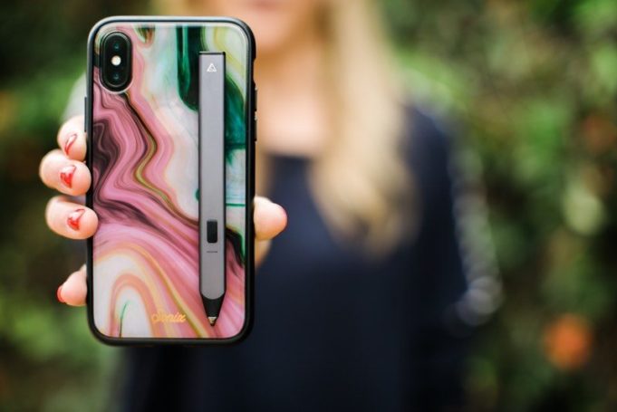 Chcete kombinovat fotky s výkresy? Adonit uvádí Snap 2 Stylus pro iPhony