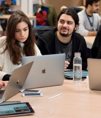 Apple rozšiřuje program vývojářské akademie do Indonésie