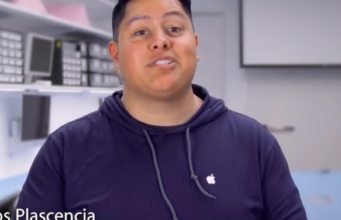 Unikly interní videa oprav iPhone X, iMac Pro a MacBooku Pro