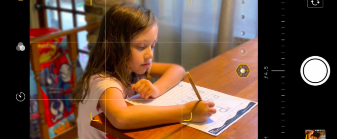 Díky iOS 12.1 můžete upravovat úroveň rozostření v režimu Portét na iPhone Xs a Xs Max