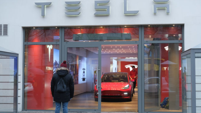 TeslaNovinky.cz – Tesla Model 3 má homologaci pro Evropu