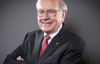 Warren Buffett mírně snížil svůj podíl na akciích Apple
