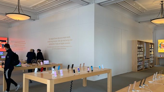 Apple se drží plánů modernizace svých prodejen, Apple Store v Nizozemsku bude mít fórum