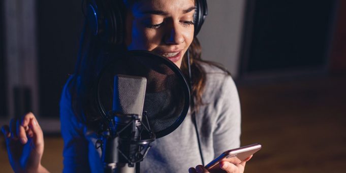 Požadavek na funkci iTunes – Jednou z žádaných funkcí je obsáhlé vyhledávání textů