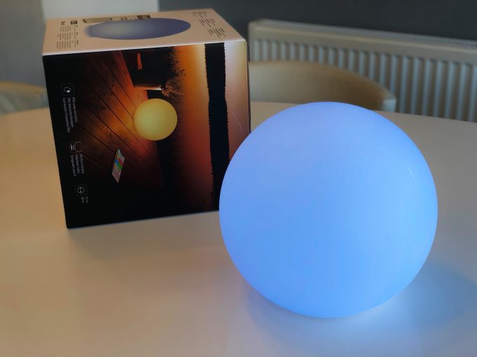Barevné světlo Eve Flare s podporou Homekit – co všechno nabízí?