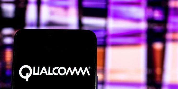 Qualcomm dostal od Apple 4,5 miliard dolarů podle dohody