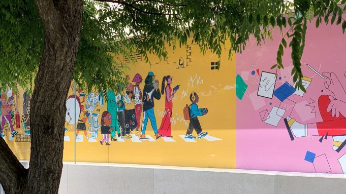 Jaké vylepšení prodejen Apple plánuje?