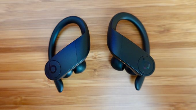 Návod – Jak spárovat Powerbeats Pro s Apple TV