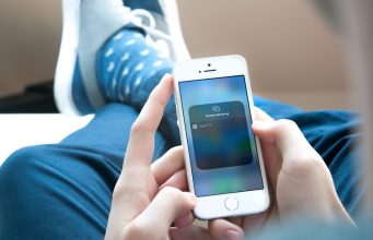 Návod – Jak použít funkci zrcadlení obrazovky na iPhonu nebo iPadu